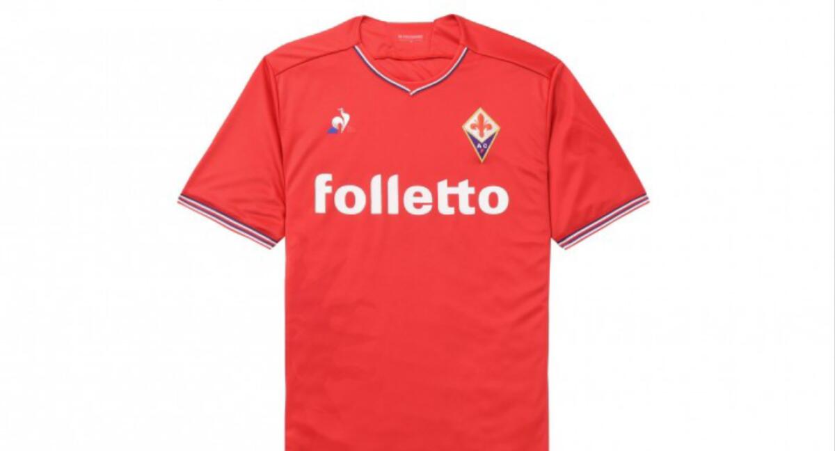 La Fiorentina ha comunicato la combinazione delle maglie. La terza divisa sarà quella rossa - Le prime maglie ufficiali di tutta la serie A