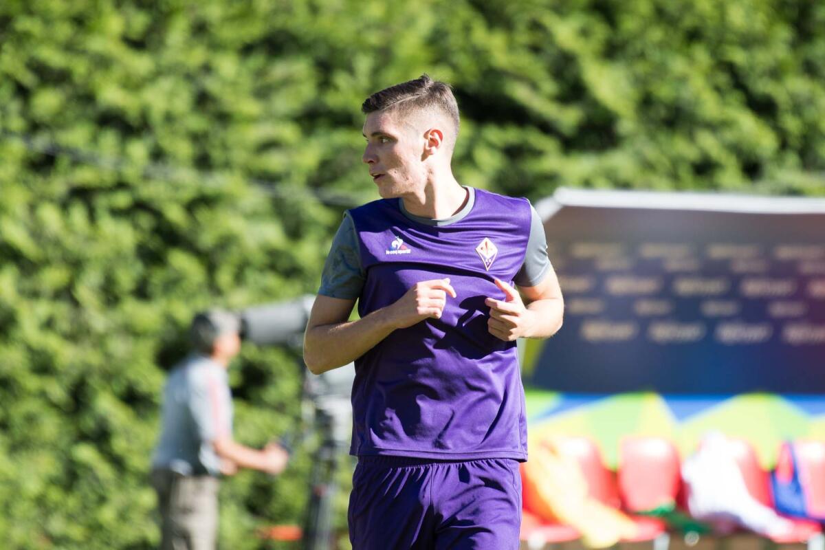 La formazione della Fiorentina, Eysseric subito titolare, in difesa la coppia è formata da Astori e Milenkovic - Moena, Ritiro della Fiorentina 16.07.2017, Foto Fiorenzo Sernacchioli. Copyright Labaroviola.com