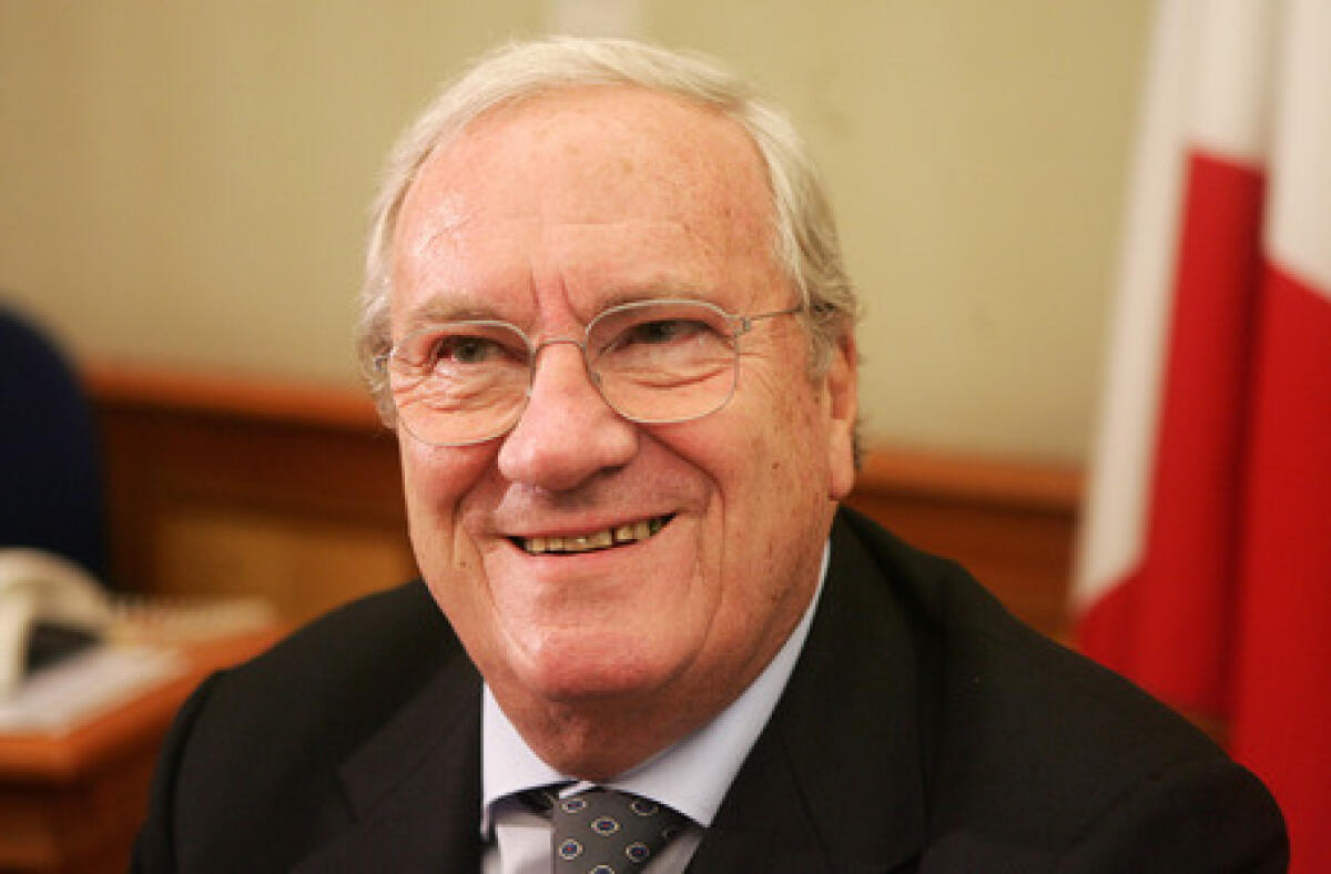 È morto Guido Rossi, fu commissario della FIGC dopo lo scandalo Calciopoli, aveva 86 anni. - 20060927 - ROMA - ECO - TELECOM:ROSSI,NESSUNA BANCA DUBITA DI SOSTENIBILITA' DEBITO. Il presidente di Telecom Italia, Guido Rossi stamane in audizione alla Camera. ''Non vi e' banca, italiana o estera, ne' analista finanziario, italiano o estero, che