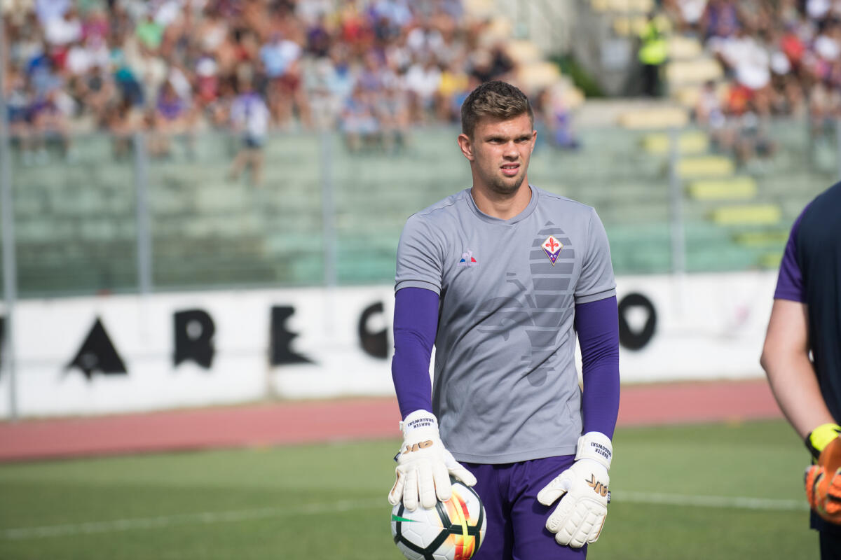 In Italia arriva il procuratore di Dragowski, il Benfica offre alla Fiorentina 2,5 milioni per il portiere polacco - Viareggio, Stadio dei Pini, 13.08.2017, Fiorentina-Parma, Foto Fiorenzo Sernacchioli. Copyright Labaroviola.com Dragowski