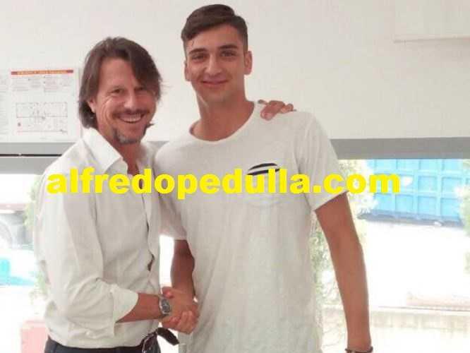 Il responsabile del settore giovanile del Sassuolo Francesco Palmieri con Giacomo Satalino