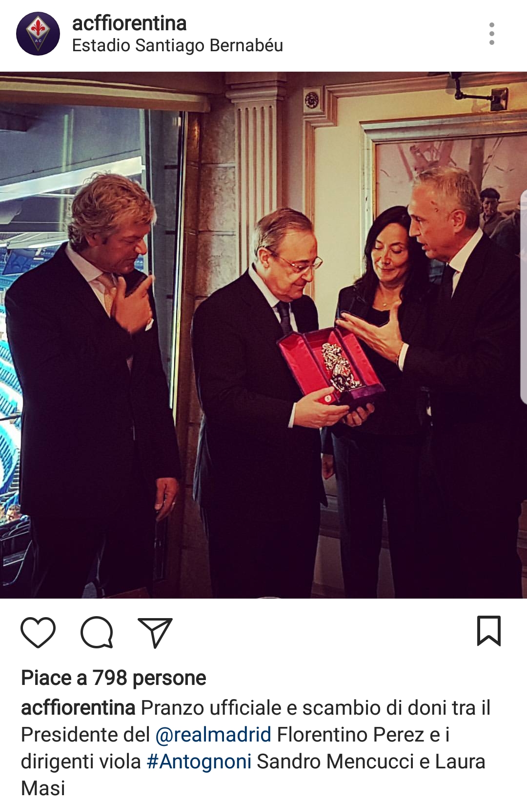 Il post su Instagram della Fiorentina