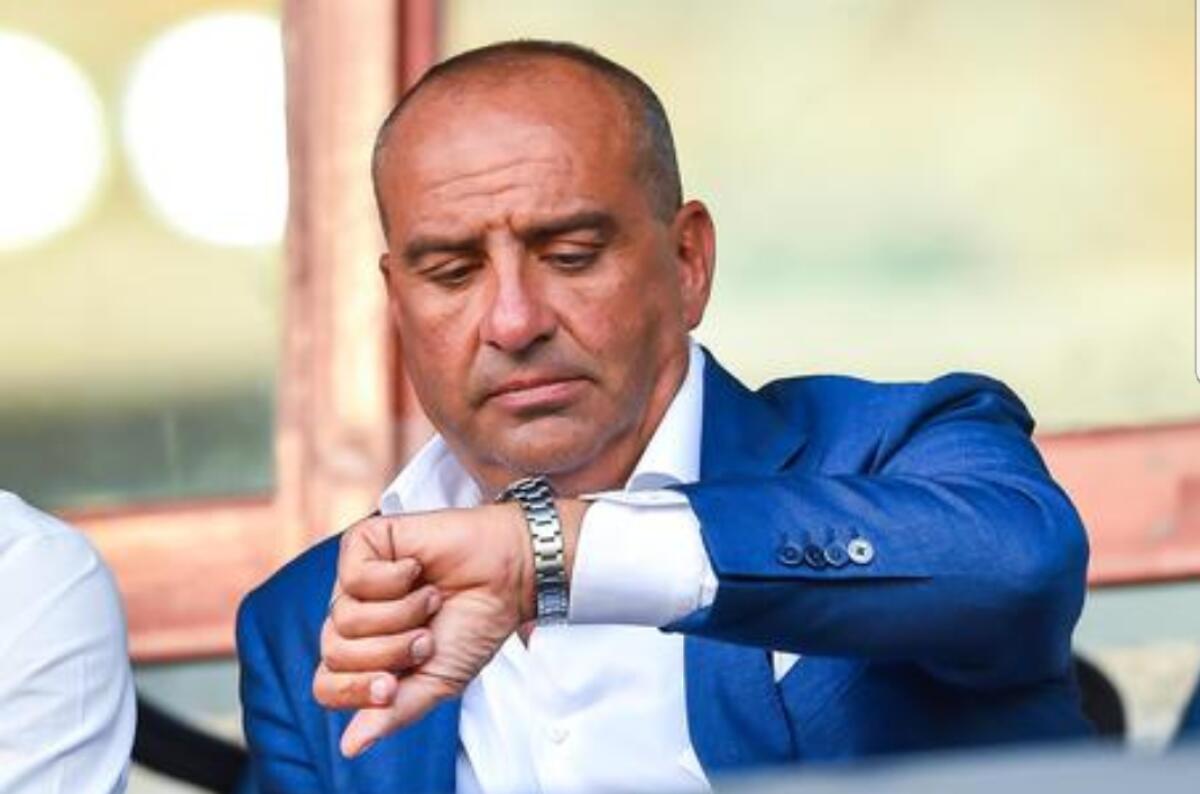 Da Genova, un imprenditore italiano interessato a comprare la Fiorentina. È di Bologna e vuole anche il Genoa - 