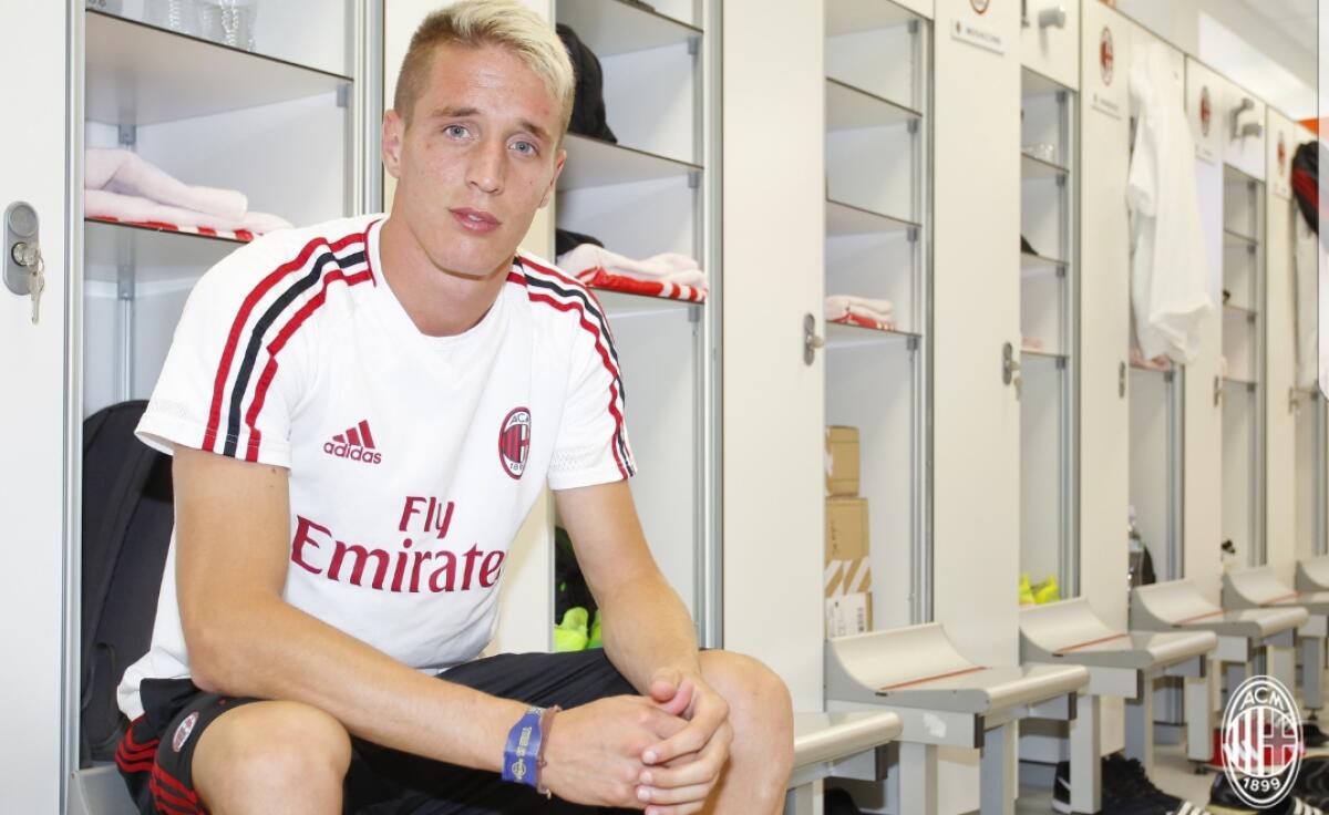 Tegola Milan, possibile rottura del crociato per Andrea Conti, si teme lungo stop per il terzino del Milan - 