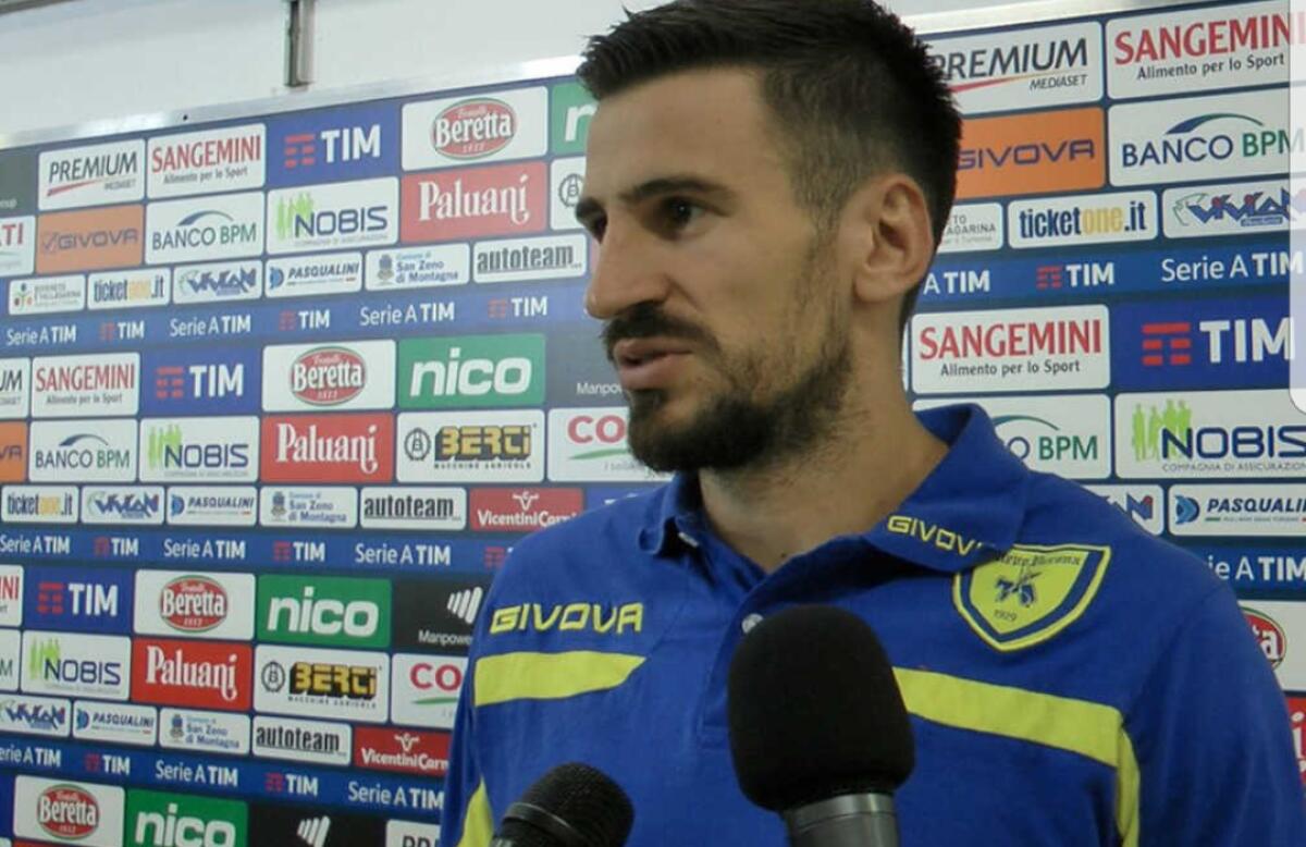 Ds Chievo: "Tomovic giocherebbe titolare quasi ovunque in serie A. Era incedibile per la Fiorentina, poi..." - Tomovic