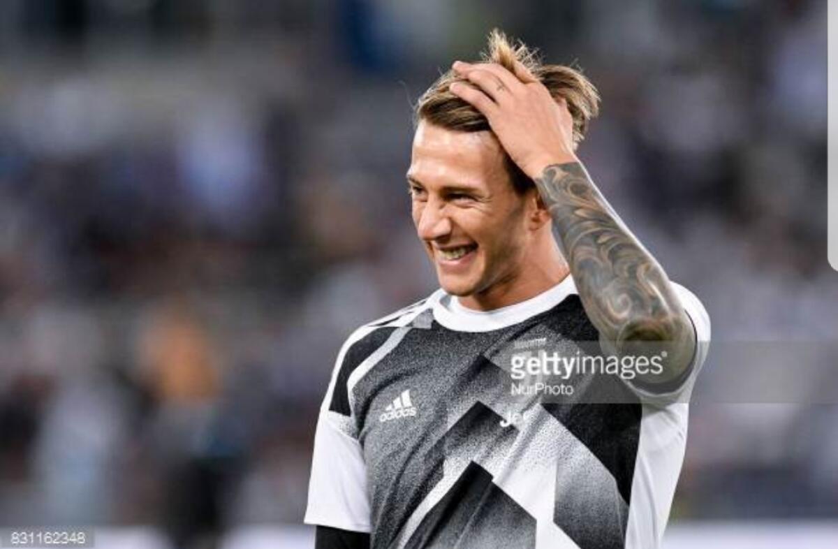 Gazzetta, ma quale partita dell'ex per Bernardeschi. Per lui solo panchina contro la Fiorentina - 