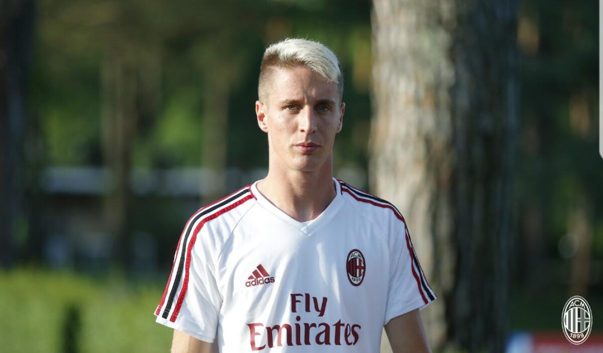 Crac Conti, rottura legamento crociato per il terzino del Milan, 6 mesi di stop - 