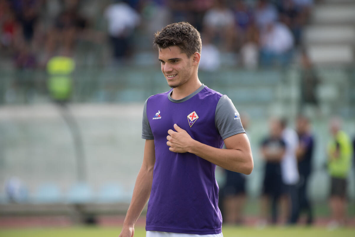 Milenkovic, Hagi, Zekhnini e Lo Faso. Pioli li manda in panchina o in tribuna, per loro è sempre più difficile - Viareggio, Stadio dei Pini, 13.08.2017, Fiorentina-Parma, Foto Fiorenzo Sernacchioli. Copyright Labaroviola.com Hagi