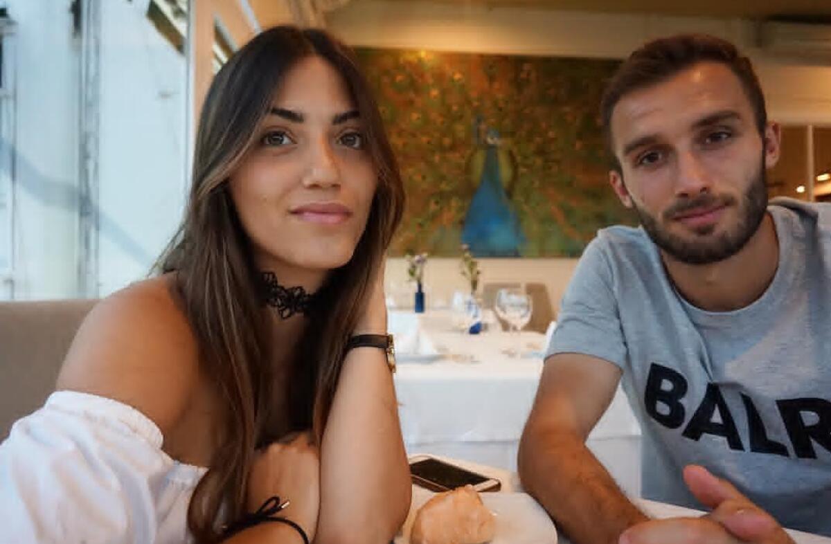 Ecco Agus, la dolce metà di German Pezzella, il difensore argentino che ha gia conquistato Firenze e la Fiorentina - 