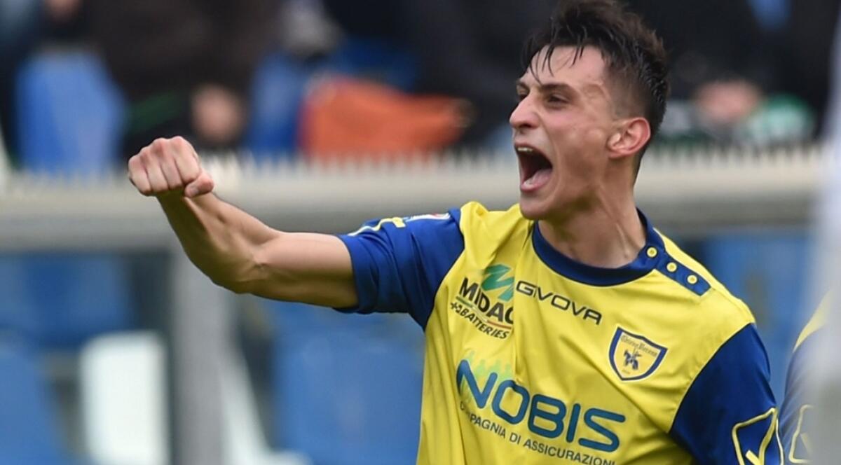 Un super Inglese trascina il Chievo nel derby contro il Verona. Maran mette Tomovic in panchina - 