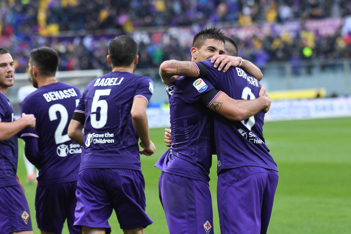 Probabile formazione: tutti i quotidiani nazionali a confronto. Un solo dubbio per Pioli... - Firenze, stadio Artemio Franchi, 5.11.2017, Fiorentina-Roma, Foto Fiorenzo Sernacchioli. Copyright Labaroviola.com Simeone