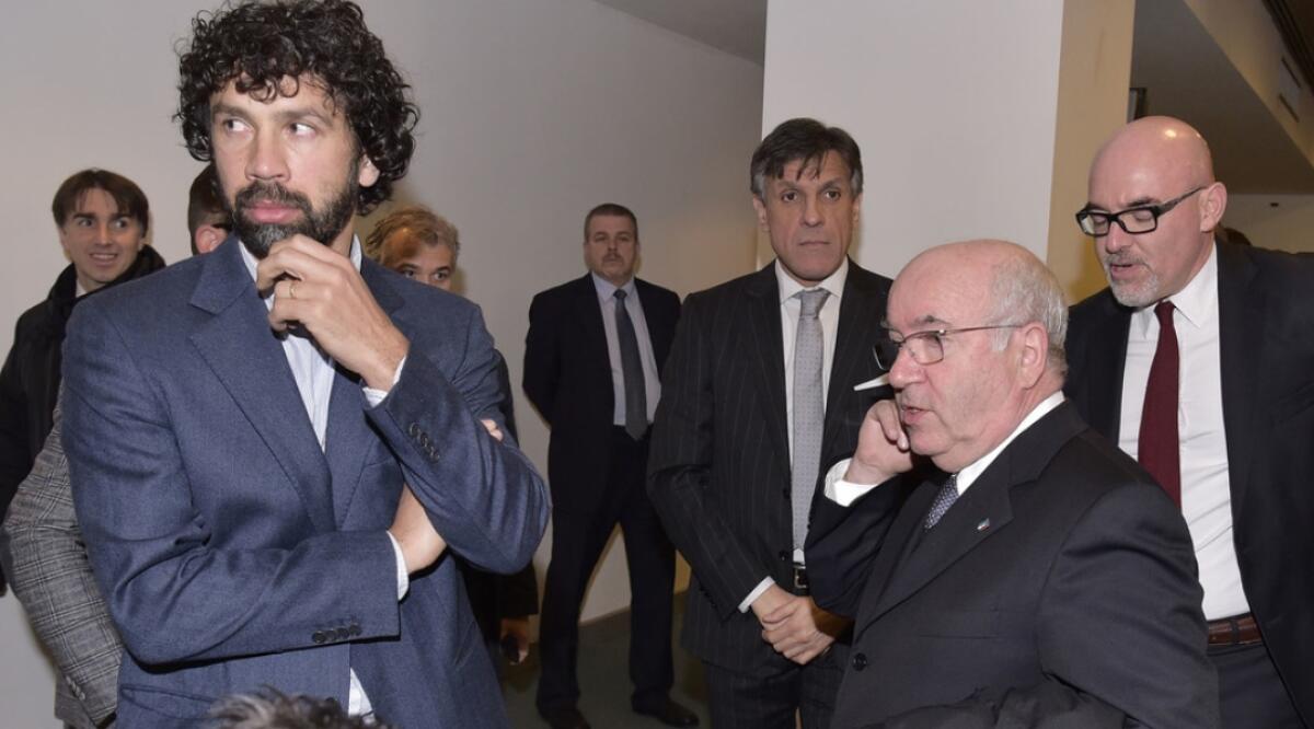 Tommasi: "Tavecchio ci ha comunicato che non intende dimettersi. Adesso vogliamo le elezioni" - 