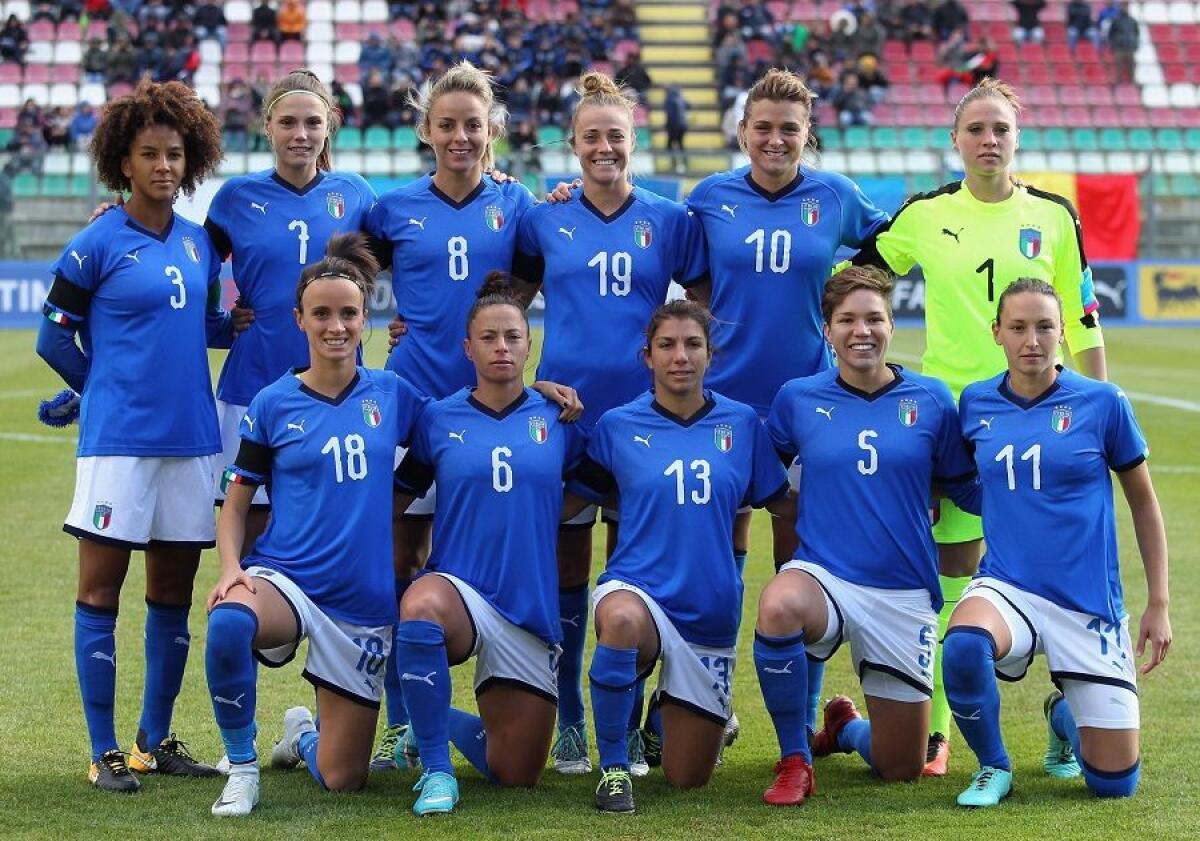 Calcio femminile: l'Italia vince anche in Portogallo e guida il girone a punteggio pieno - 