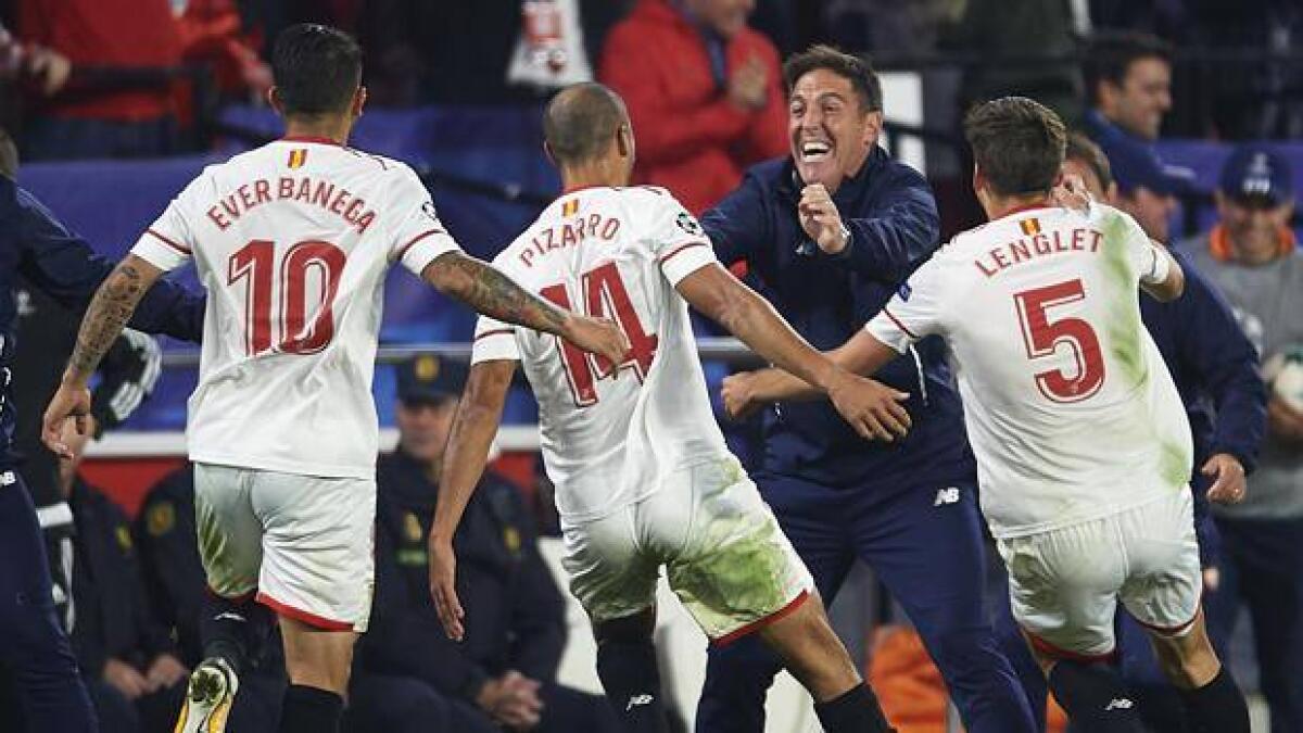 Berizzo rivela di avere il cancro durante l'intervallo, nella ripresa il Siviglia rimonta tre reti al Liverpool... - 