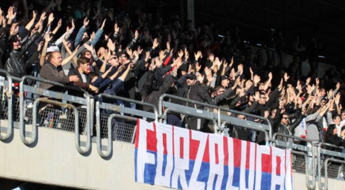 Tifoso Samb in coma con fratture craniche ed ematomi cerebrali, per la Digos è solo caduto - 