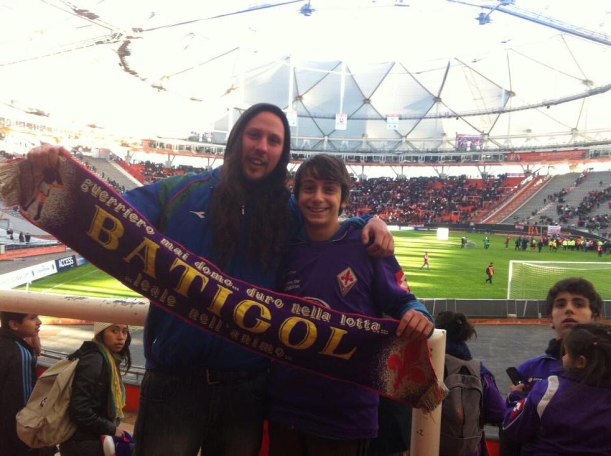 La storia di Paolo, da Santiago del Cile col sogno di vedere la Fiorentina al Franchi - 