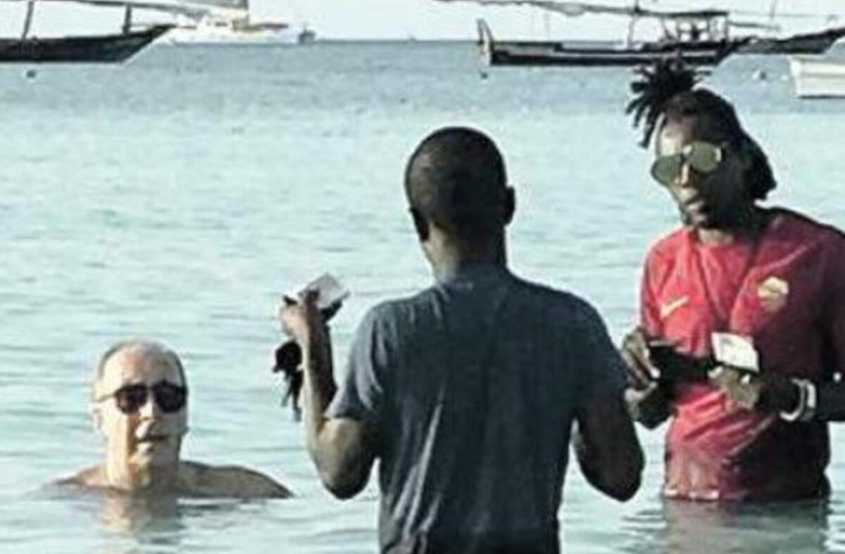 Dov'è finito Ventura? L'ex Ct azzurro è a Zanzibar, non vuole incontrare gli italiani - 