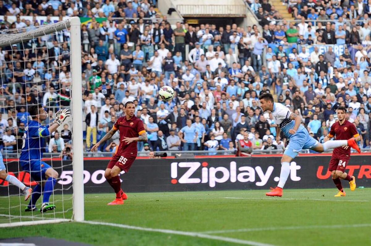 Asse-Lazio: non solo Badelj per Cataldi, la Fiorentina pensa a un attaccante laziale per gennaio... - 