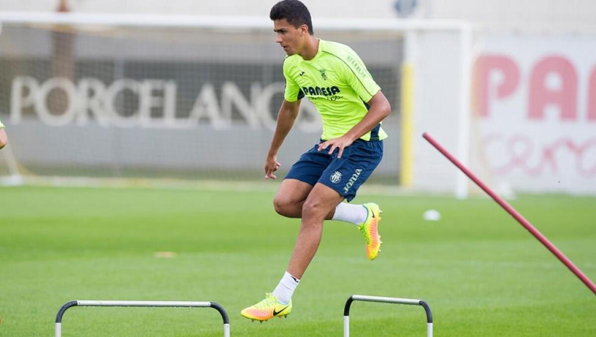 Rodrigo Hernandez si allontana dalla Fiorentina, ha appena rinnovato con il Villareal fino al 2022 - 