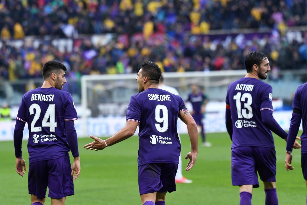 Vantaggio viola alla mezz'ora. Grande assist di Laurini per la testa di Simeone che non sbaglia - Firenze, stadio Artemio Franchi, 5.11.2017, Fiorentina-Roma, Foto Fiorenzo Sernacchioli. Copyright Labaroviola.com Simeone