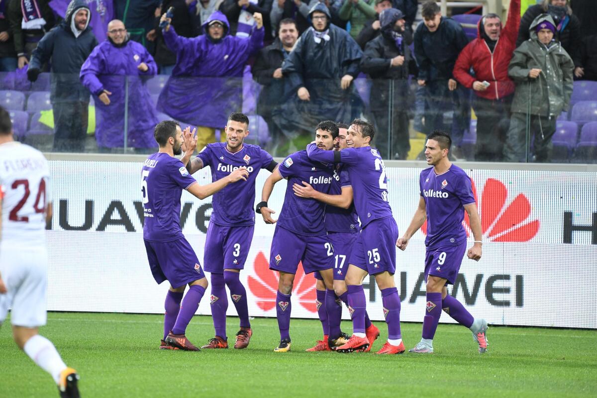 FORM.UFFICIALI: BIRAGHI E GASPAR SULLE FASCE, DRAGOWSKI IN PORTA. BABACAR... - Firenze, stadio Artemio Franchi, 5.11.2017, Fiorentina-Roma, Foto Fiorenzo Sernacchioli. Copyright Labaroviola.com