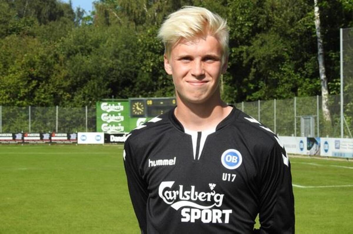 Calciomercato.com: è cosa a due tra Fiorentina e Juventus per il giovane portiere Sondergaard - 