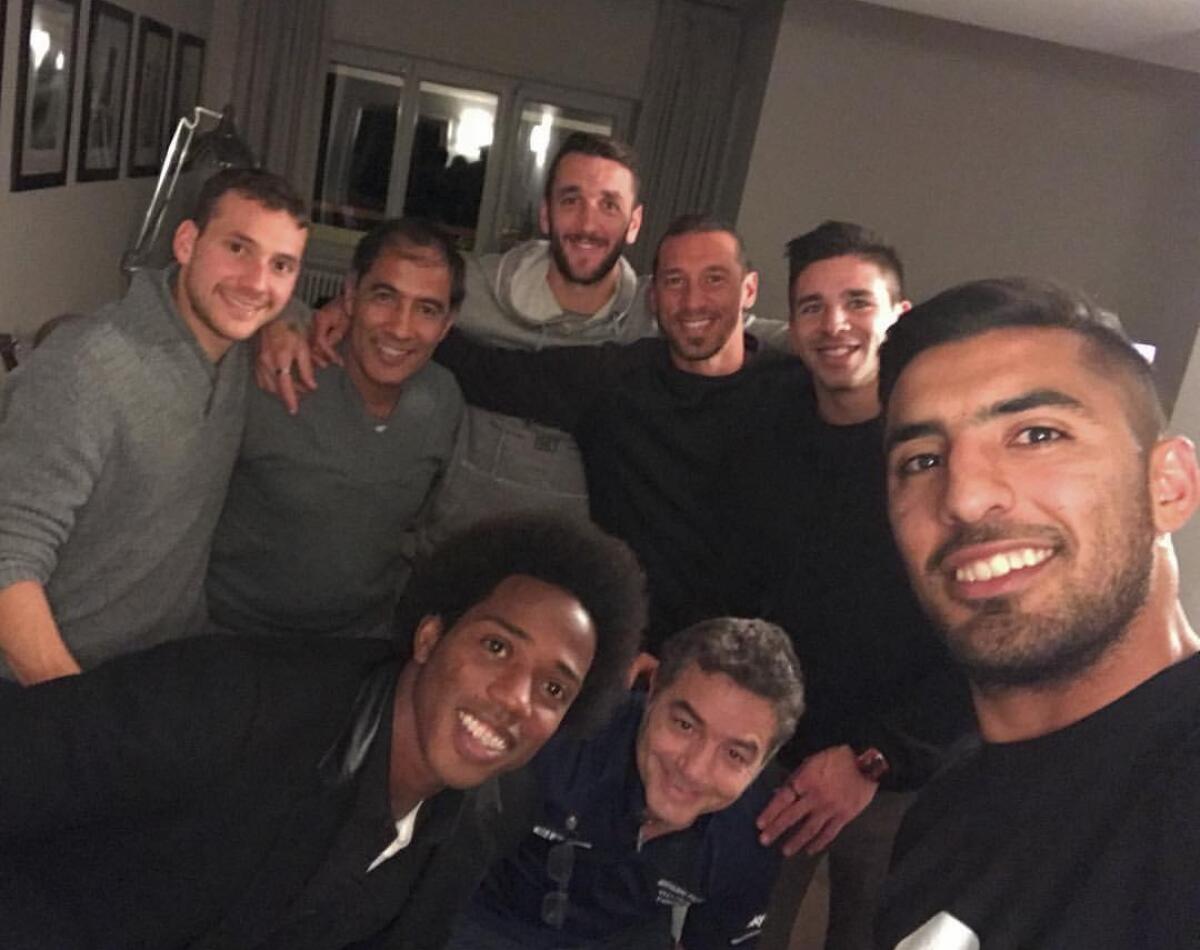 Gonzalo Rodriguez è tornato a Firenze, cena con Simeone, Olivera, Sanchez e Cristoforo. Ecco la foto - 
