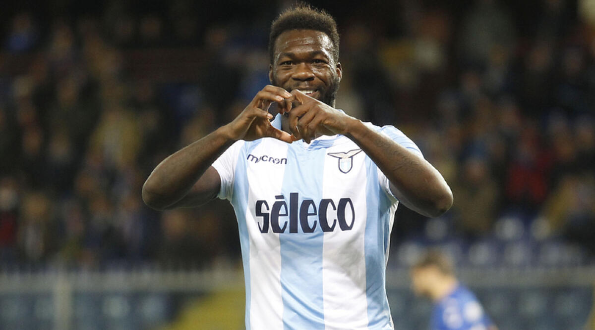 Caicedo dal disastro contro la Fiorentina al gol rimonta contro la Samp. A Genova trionfa la Lazio - 