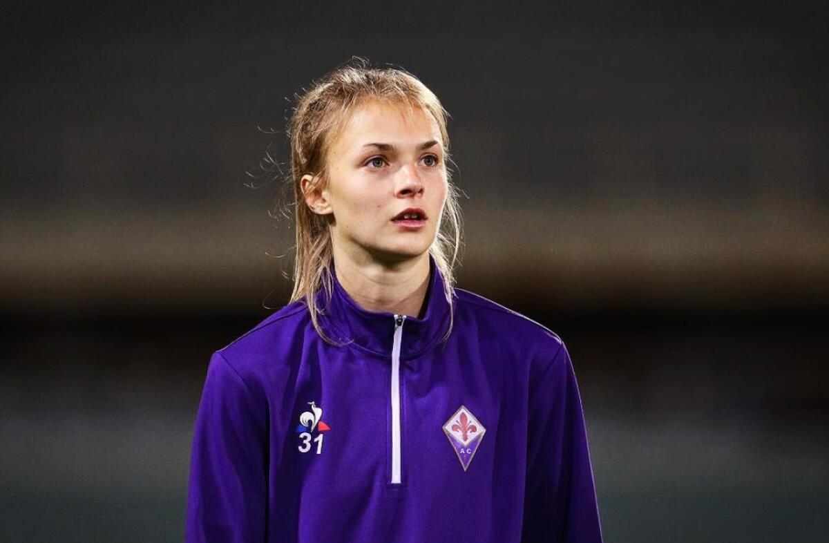 Il nuovo colpo della Fiorentina Women's non è tornata dalle vacanze, vuole lasciare Firenze. La società viola.. - 