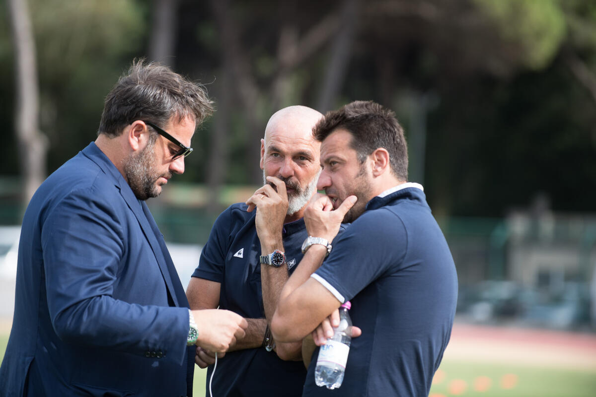 La Nazione: Pioli sotto esame, la squadra è fragile psicologicamente. La società... - Viareggio, Stadio dei Pini, 13.08.2017, Fiorentina-Parma, Foto Fiorenzo Sernacchioli. Copyright Labaroviola.com Pioli