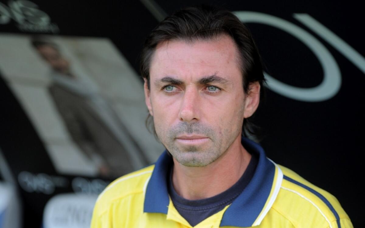 Gautieri: "Falcinelli è un professionista serio e può anche giocare assieme a Simeone" - 