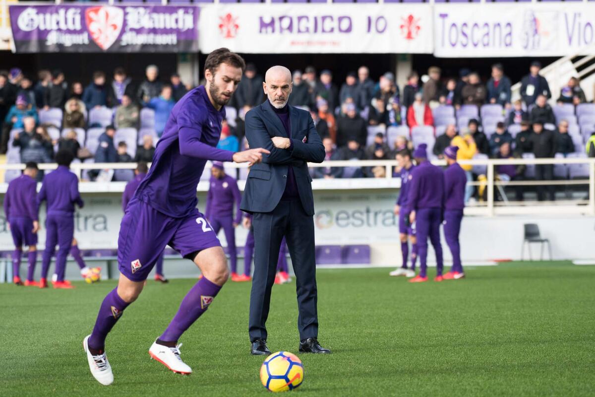 Pioli verso il cambio modulo a Genova: 4-4-2 con Eysseric esterno e Baba-Cholito davanti - Firenze, stadio Artemio Franchi, 30.12.2017, Fiorentina-Milan, Foto Fiorenzo Sernacchioli. Copyright Labaroviola.com Pioli, Pezzella,