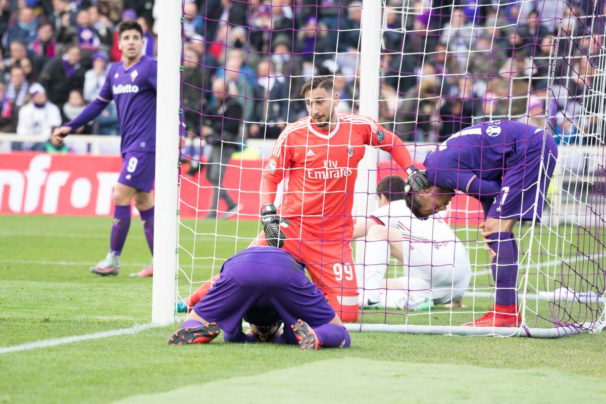 La Fiorentina non prende mai lo specchio della porta, servono almeno 10 tiri prima di trovare il gol - Firenze, stadio Artemio Franchi, 30.12.2017, Fiorentina-Milan, Foto Fiorenzo Sernacchioli. Copyright Labaroviola.com Gil Dias, Thereau, Simeone,