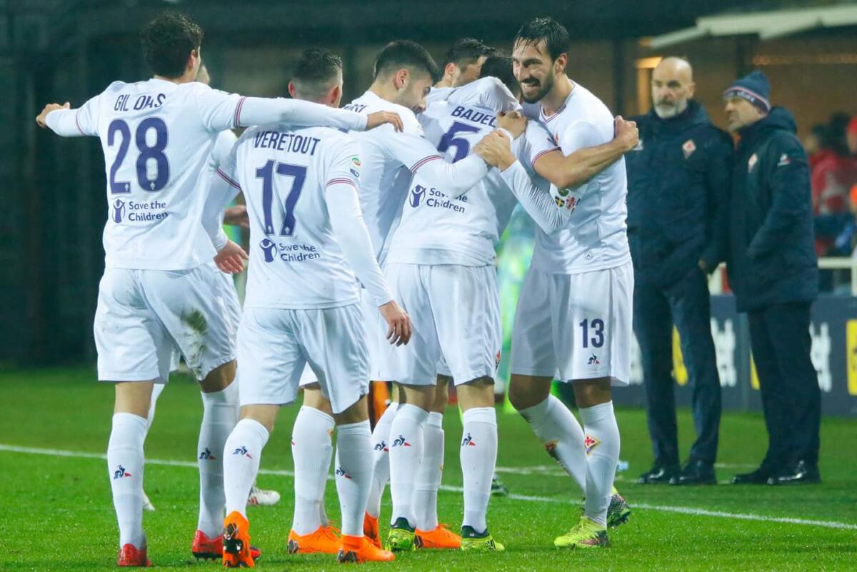 PAGELLE VIOLA: SIMEONE ARROGANTE, DIAS LEGGERO, BENASSI ANONIMO. PIOLI... - 