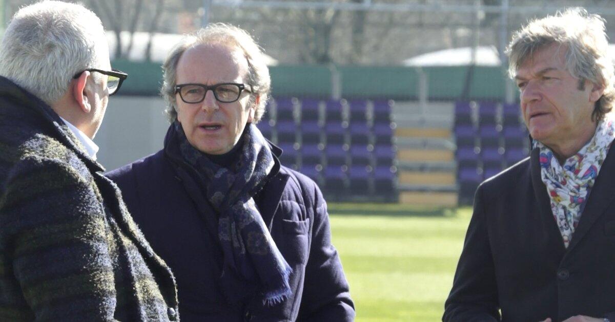 Tweet Fiorentina ADV è con la squadra. Ecco il messaggio e la foto - 