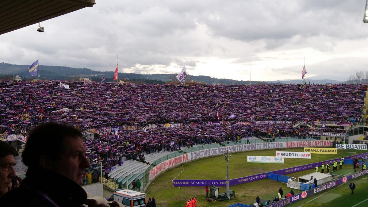 Il racconto del minuto di silenzio di Fiorentina-Benevento. Mai visto niente di tanto bello... - 
