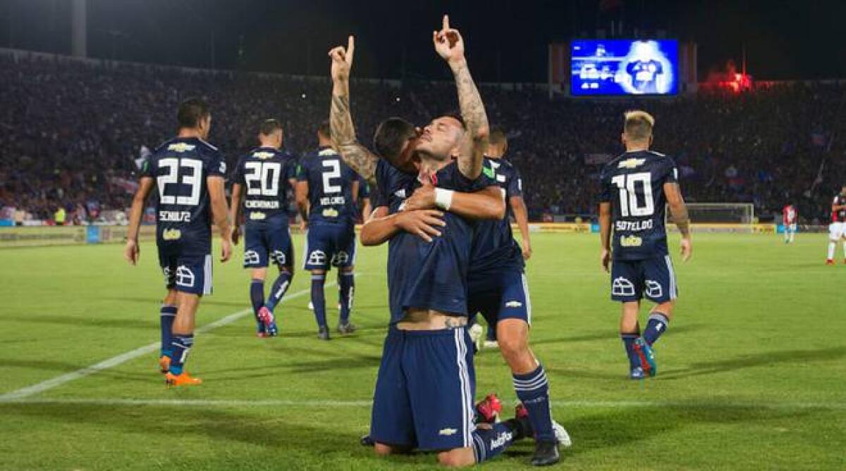 Pinilla scoppia in lacrime dopo il gol: "E' per te Davide." - 