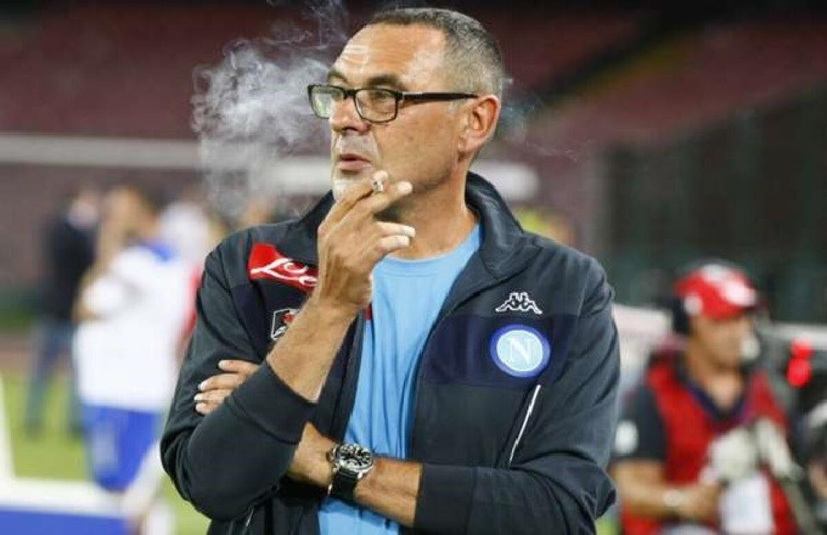 Sarri: “Pensiamo solo a Firenze. Dito medio? Rivolto solo ad un gruppo di persone” - 