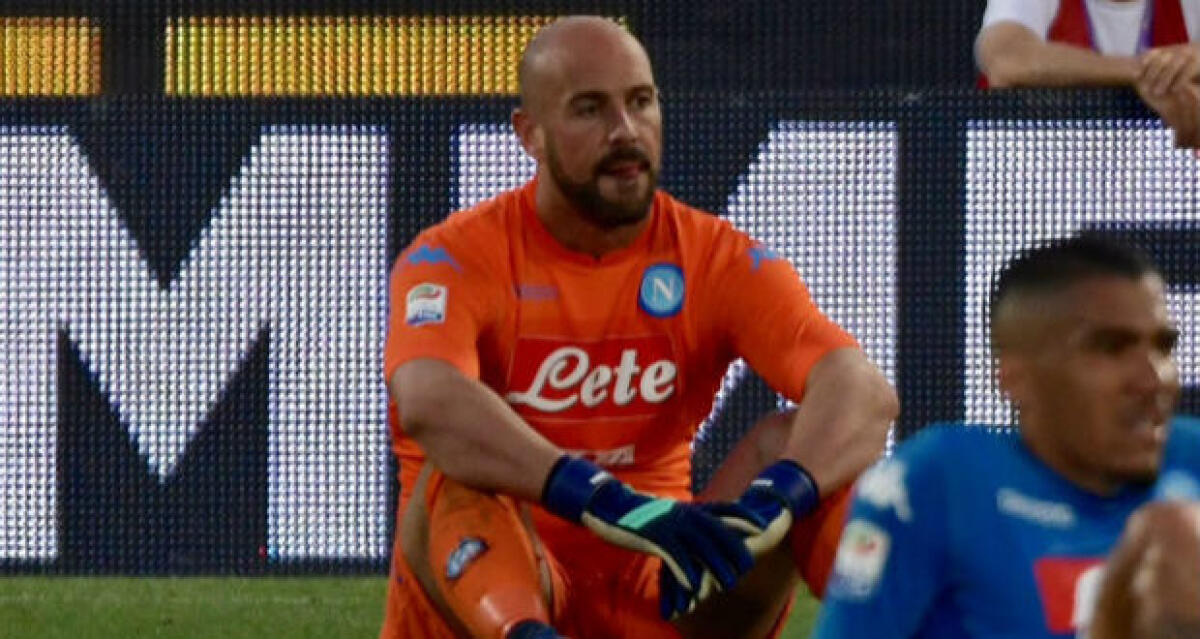 Deferiti Reina, Cannavaro e Aronica: “Rapporti con la camorra”. Coinvolti anche dirigenti del Napoli - 