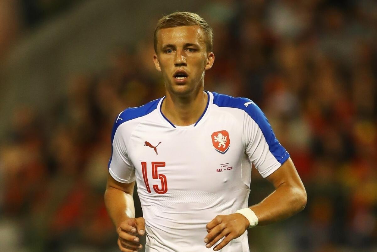 Il presidente dello Slavia Praga smentisce: "Soucek non sta andando alla Fiorentina, è solo un teatro" - 