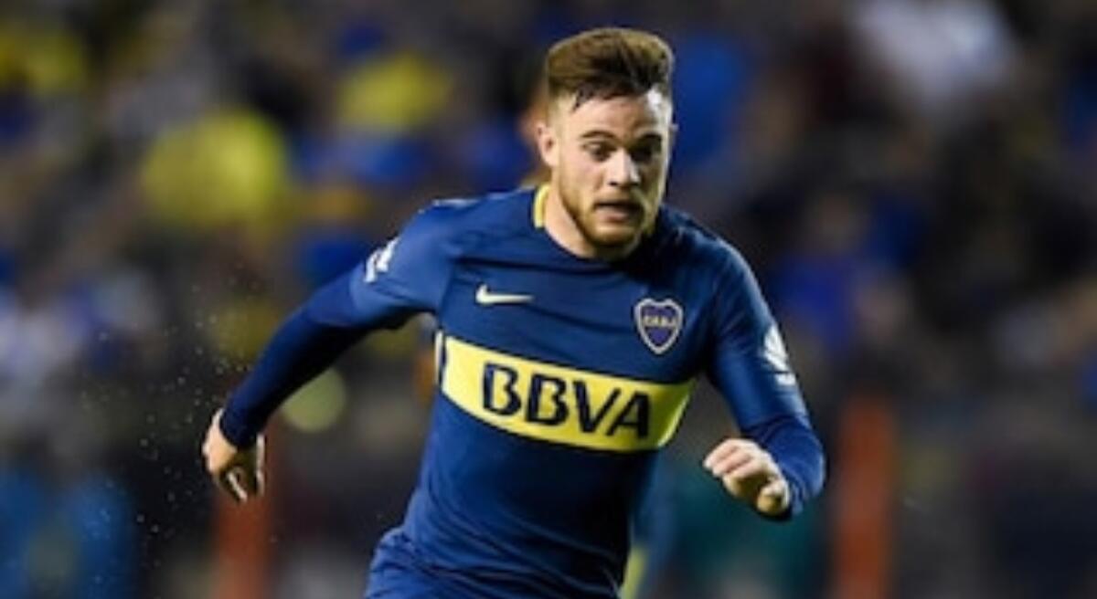 Dall'Argentina annunciano: "Fiorentina pronta a prendere Nandez, centrocampista del Boca ai mondiali con l'Uruguay" - 
