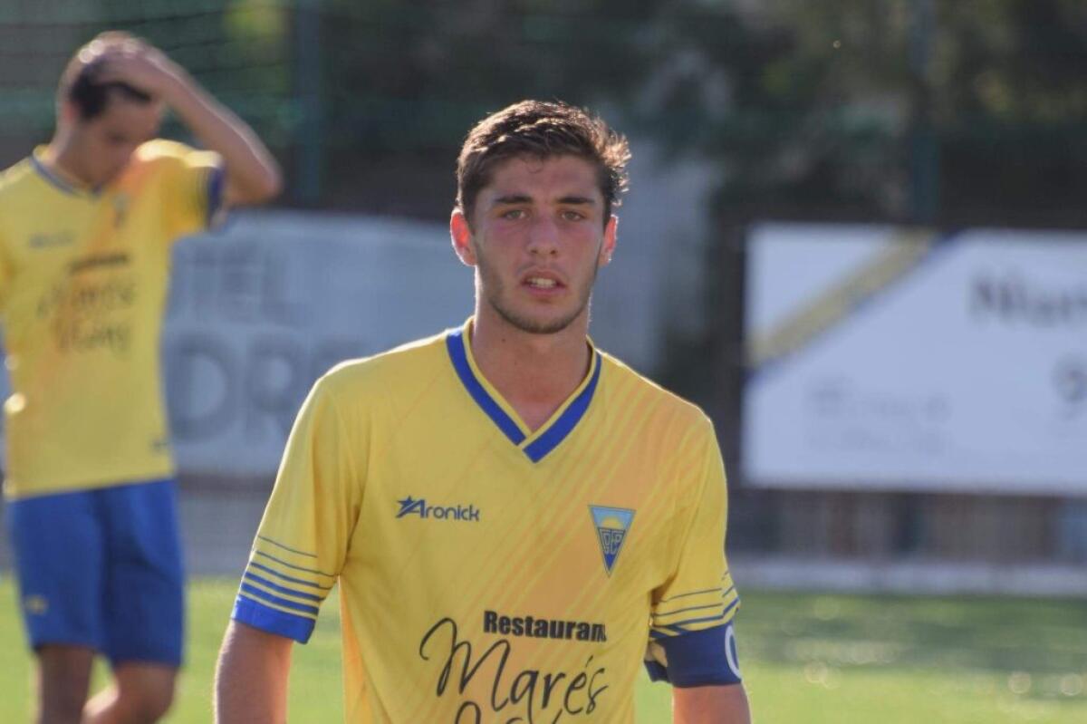 A Bola: la Fiorentina vuole Duarte Valente dell'Estoril, ma c'è una clausola rescissoria... - 