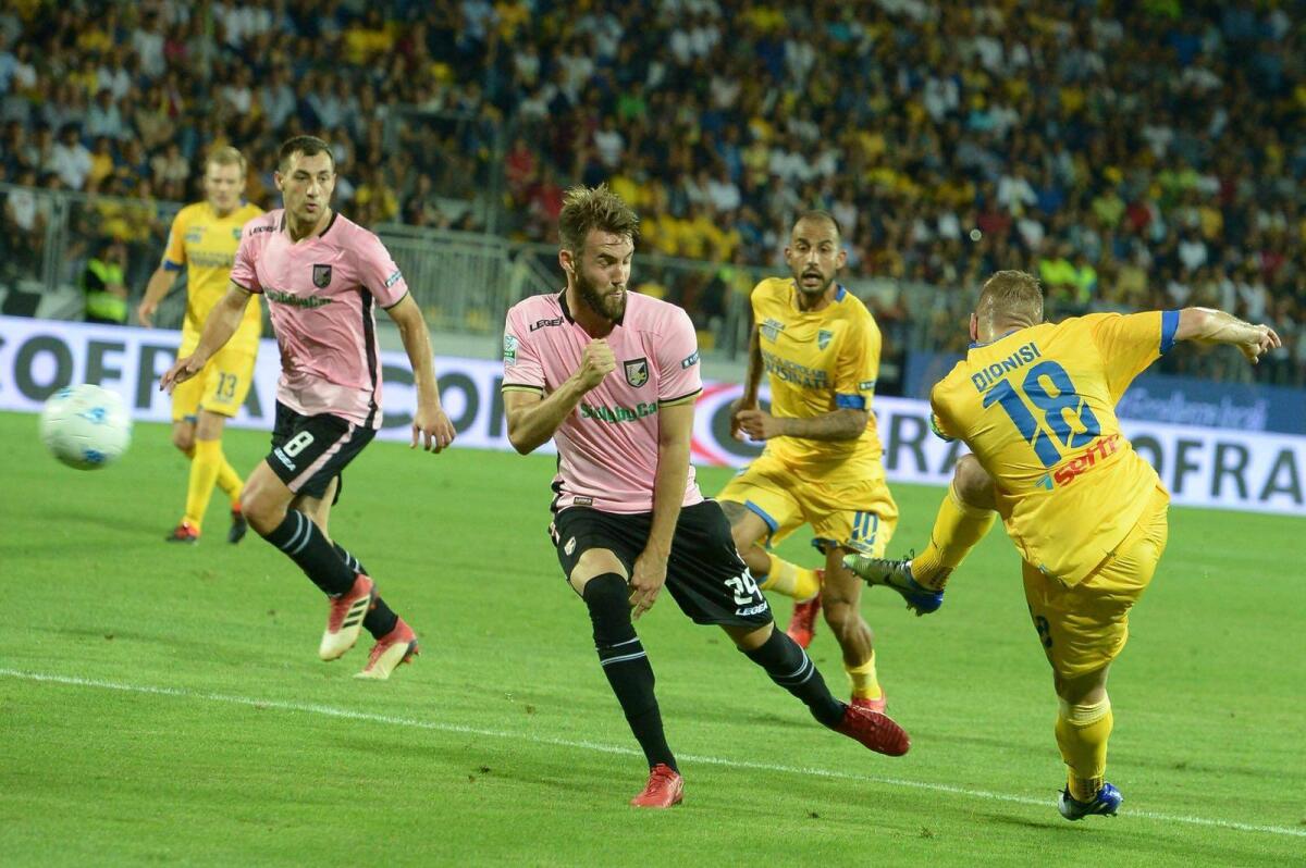 Frosinone promosso fra le polemiche, fa festa anche il Cosenza che torna in B dopo 15 anni - 