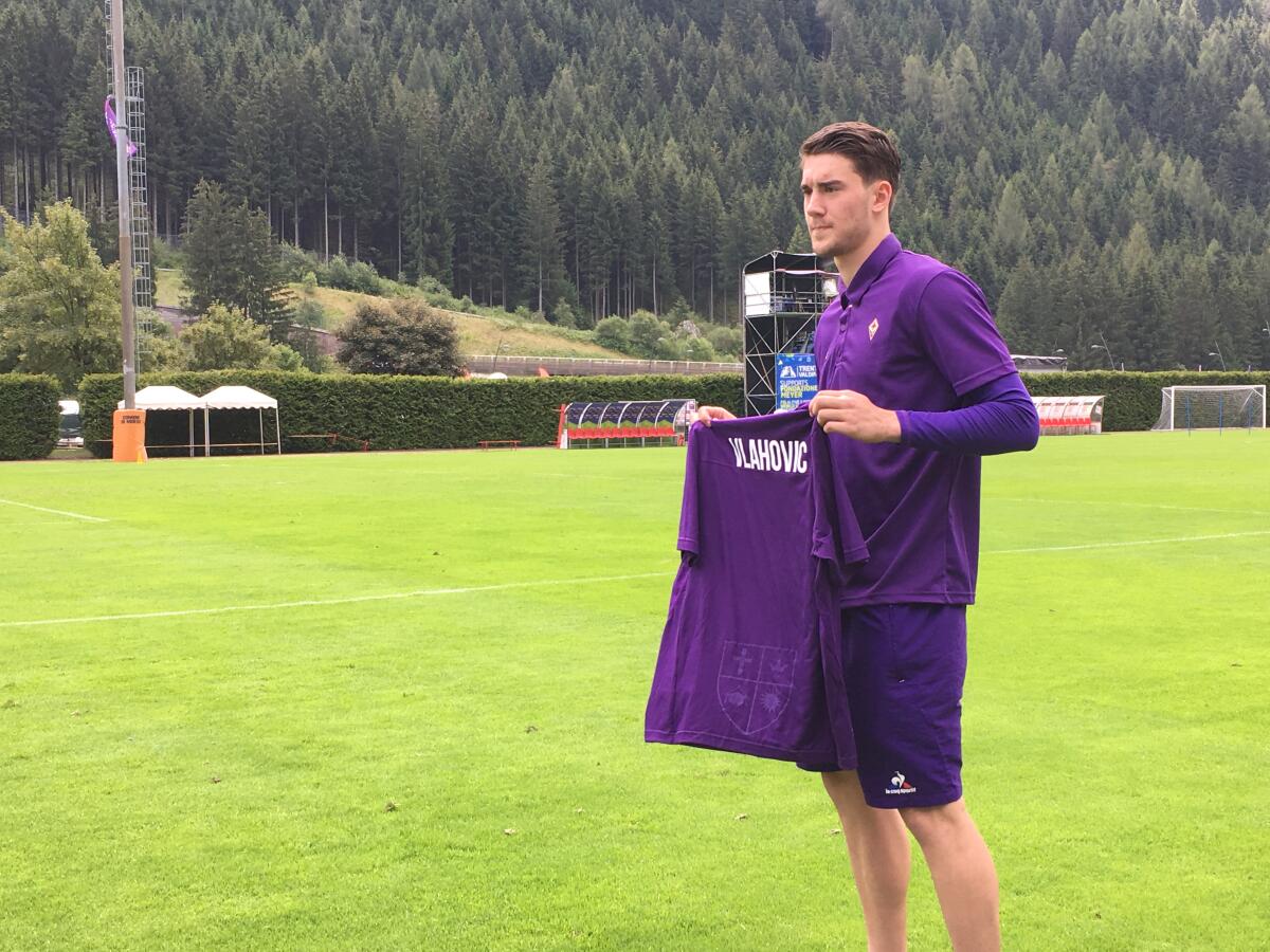 Ecco Vlahovic: “Voglio dare il massimo, Jovetic mi ha parlato bene di Firenze” - 