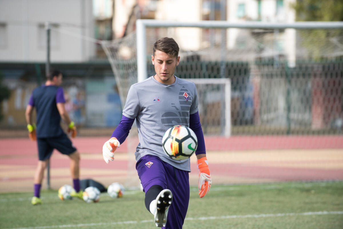 Cerofolini: "Pensavo di rimanere a Firenze, ho il viola nel cuore ma adesso penso al Cosenza" - Viareggio, Stadio dei Pini, 13.08.2017, Fiorentina-Parma, Foto Fiorenzo Sernacchioli. Copyright Labaroviola.com Cerofolini