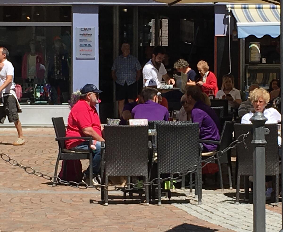 Sottil, Gori e Ghidotti si godono il centro di Moena durante il giorno libero - 