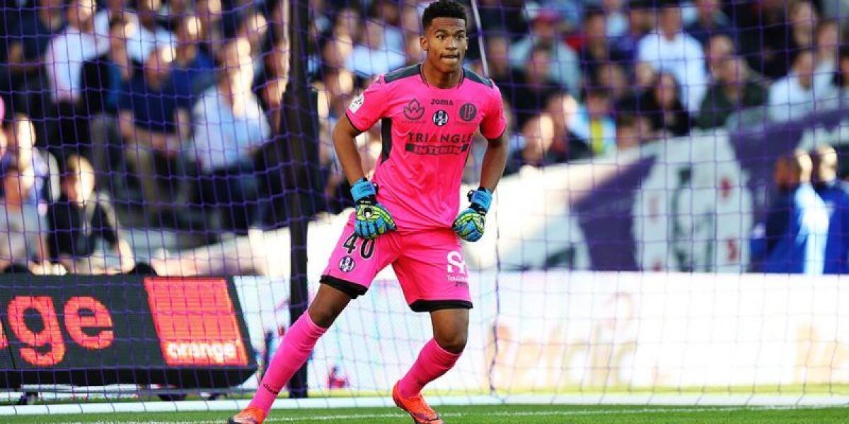 Tuttosport, Lafont firmerà un contratto di 5 anni. Il ragazzo ha voluto fortemente la Fiorentina - 