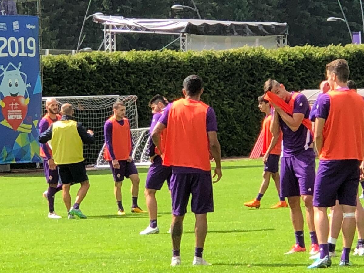 Fiorentina, il programma di oggi a Moena: doppia seduta di allenamento e sessione di autografi nel pomeriggio - 