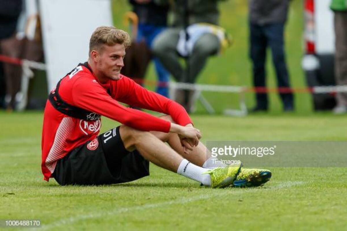 Pareggio di Ducksch al 41’ dormita difensiva. Incolpevole Lafont - MARIA ALM, AUSTRIA - JULY 22: Marvin Ducksch of Fortuna Duesseldorf looks on during the Fortuna Duesseldorf training camp on July 22, 2018 in Maria Alm, Austria. (Photo by TF-Images/Getty Images)