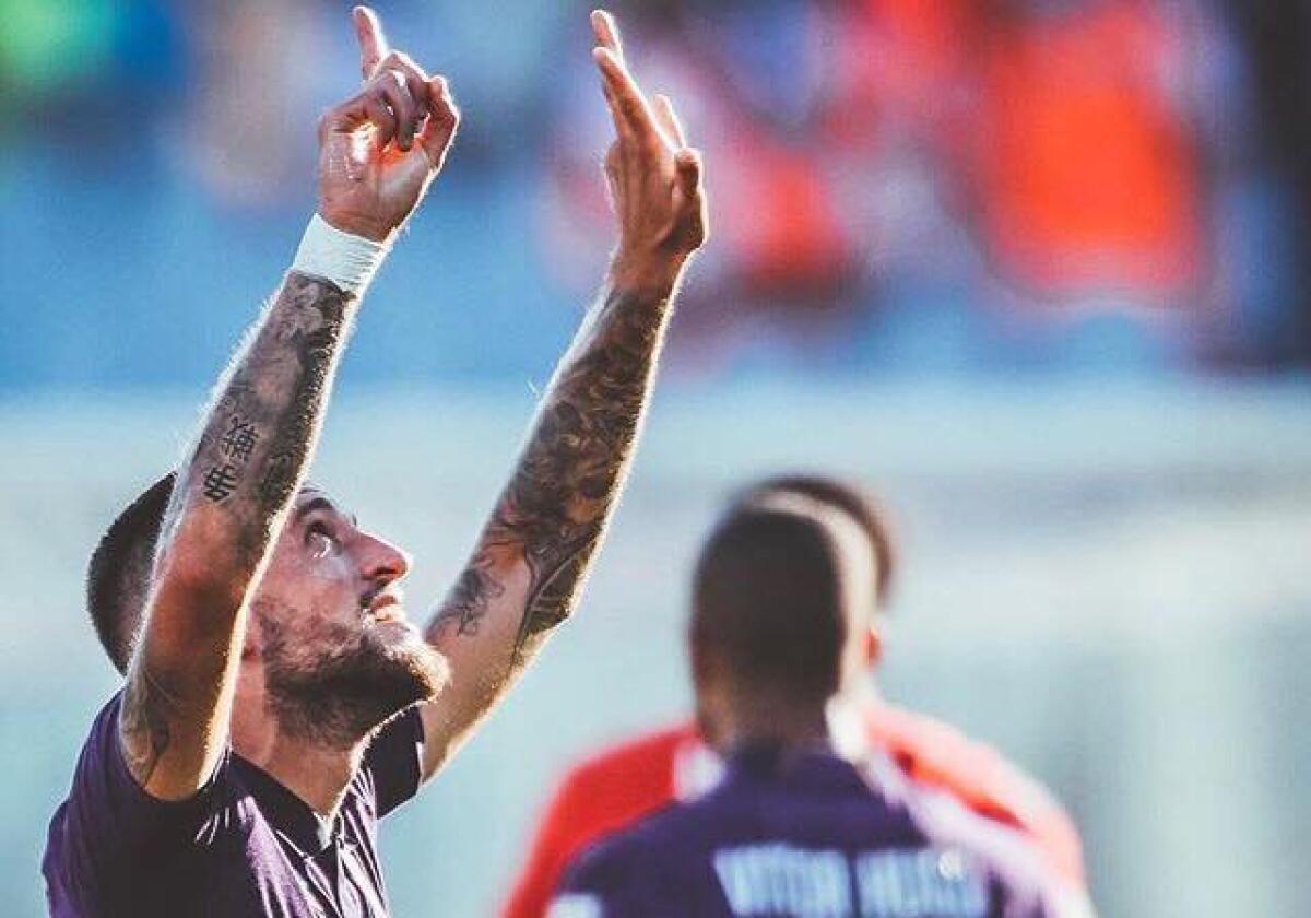 Che emozioni al "Franchi", Biraghi segna e dedica il gol al capitano Davide Astori - 